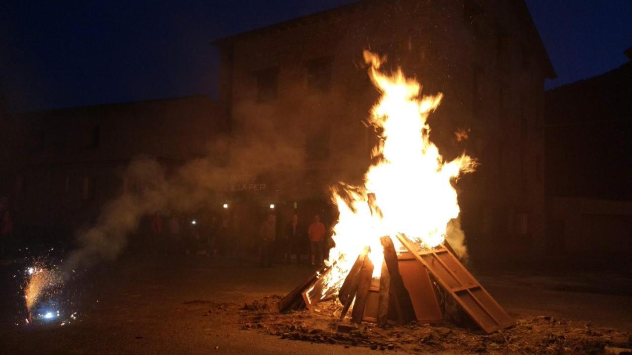 Hostal Pas De La Pera Aransá المظهر الخارجي الصورة