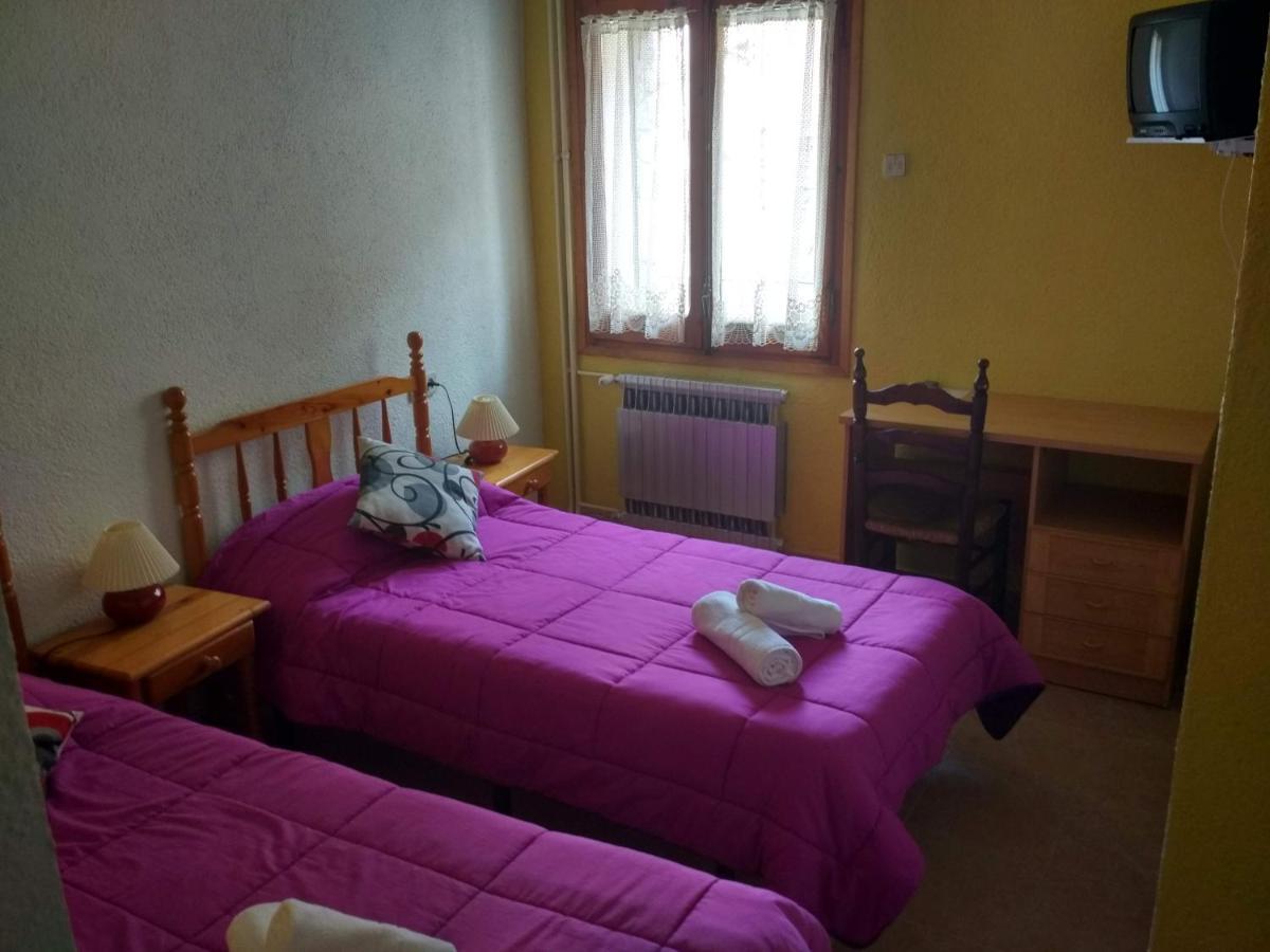 Hostal Pas De La Pera Aransá المظهر الخارجي الصورة